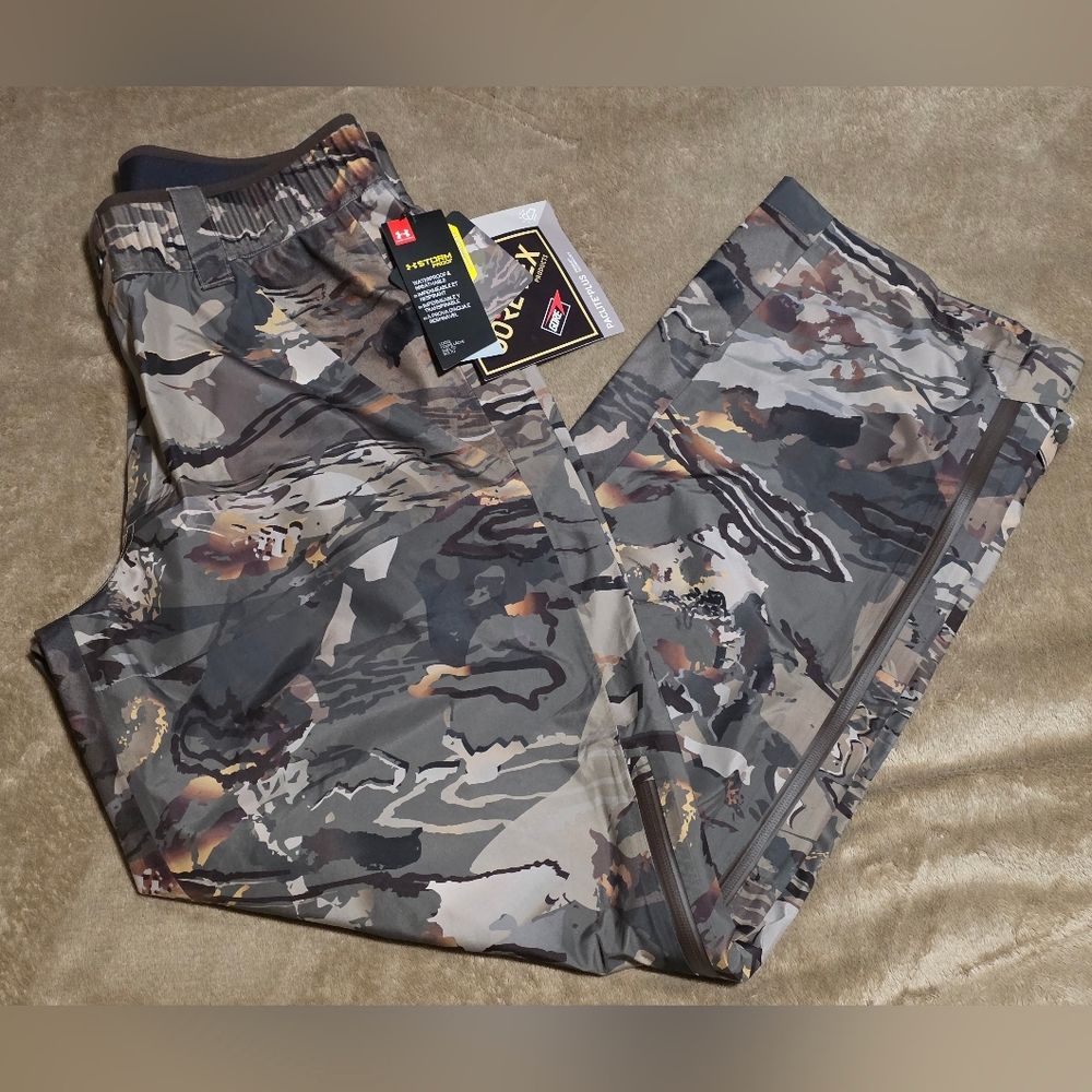 BNWT Mens Under Armour Gore Tex Essential Hybrid Pants Forest Camo Sz L AS-IS